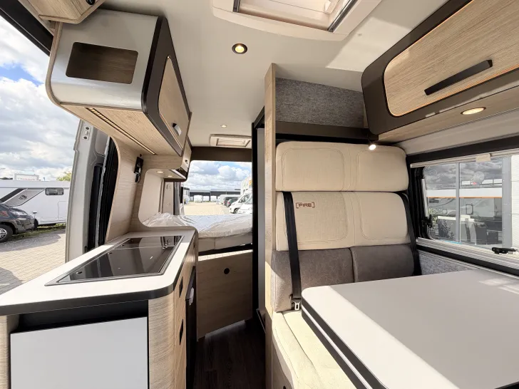 Fahrzeugbild Weinsberg CaraBus EDITION FIRE 540 MQ Rahmenfenster, Automatik #9