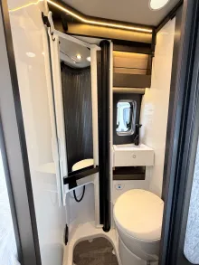 Fahrzeugbild Weinsberg CaraBus EDITION FIRE 540 MQ Rahmenfenster, Automatik #11