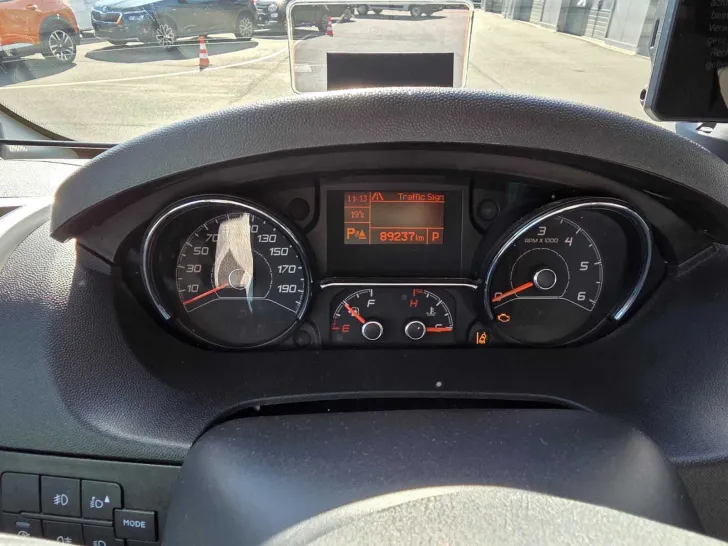 Fahrzeugbild Knaus BoxStar Road 540 AT9G+NAVI+RFK+TV+TRUMA+alle Pakete #12