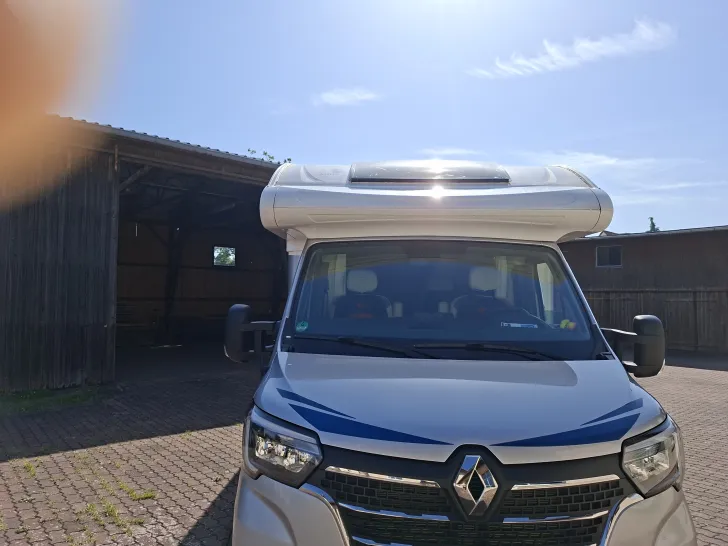 Fahrzeugbild Ahorn Camp Teilintegriert T 690 gut gepflegt #1
