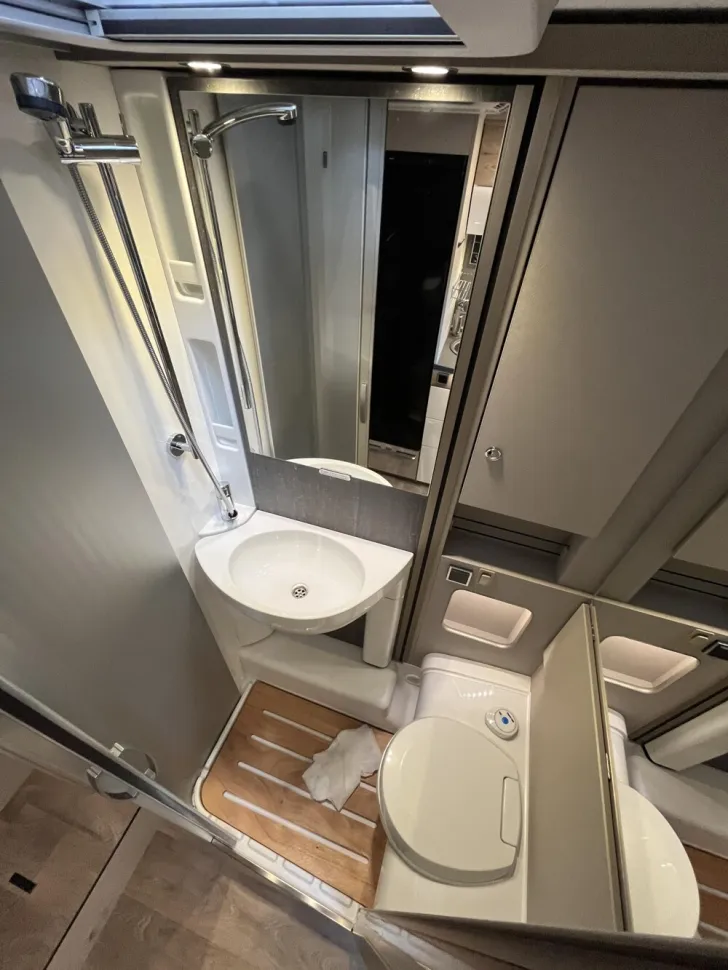 Fahrzeugbild Hymer Exsis-t 474 #9