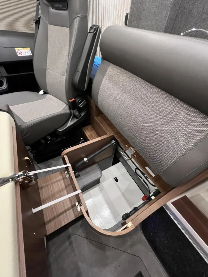 Fahrzeugbild Carthago chic c-line I 4.9 LE L Strategic Buy (361) #40