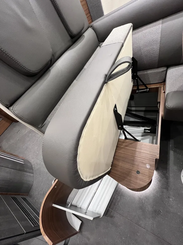 Fahrzeugbild Carthago chic c-line I 4.9 LE L Strategic Buy (361) #41