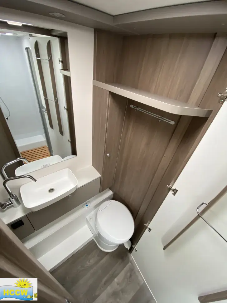 Toilette Carado T 459 Pro+ /180 PS/Automatik/4,4t
