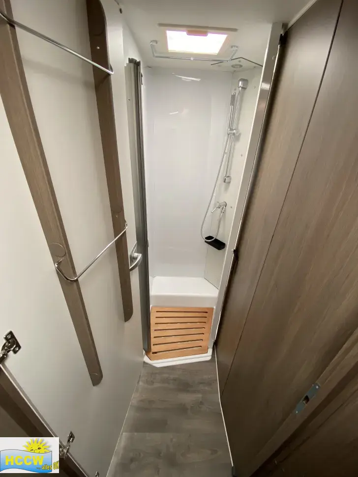 Dusche Carado T 459 Pro+ /180 PS/Automatik/4,4t