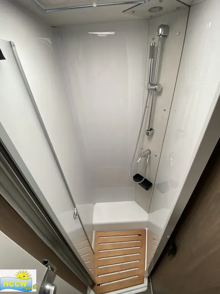 Dusche Carado T 459 Pro+ /180 PS/Automatik/4,4t