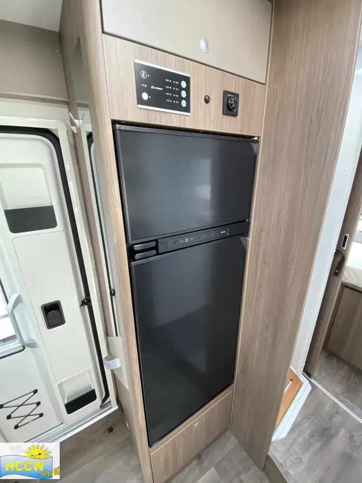 Kühlschrank Carado T 459 Pro+ /180 PS/Automatik/4,4t