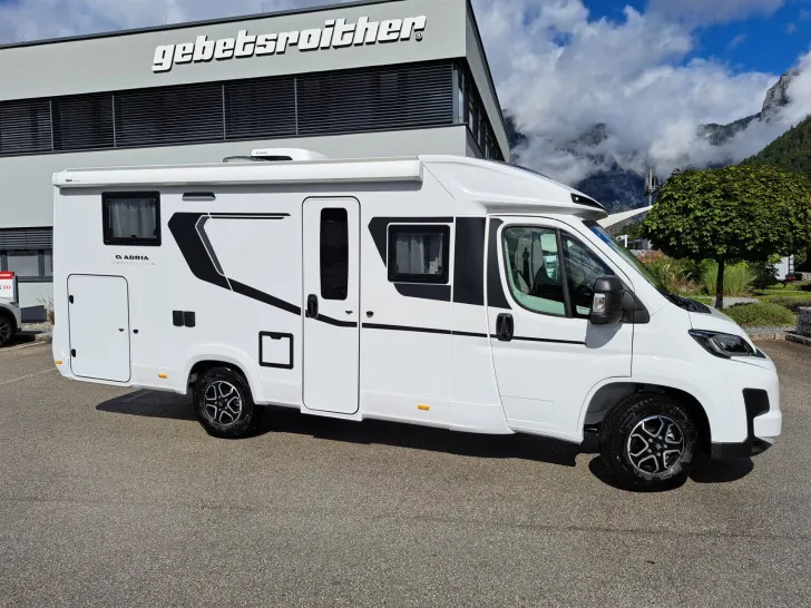 Fahrzeugbild Adria Compact Select DL - ab Euro 95.090.-- #1