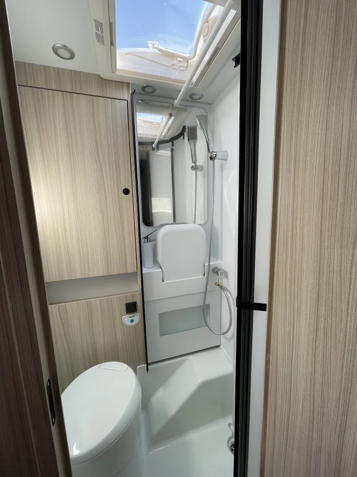 Fahrzeugbild Sun Living C 70 DL -20ED Jubiläumsmodell- Autom. #11