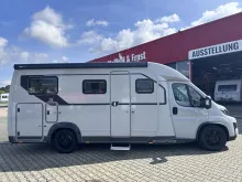 Fahrzeugbild Bürstner Signature SFT 7.0 #1