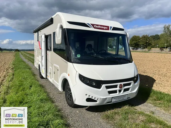 Fahrzeugbild Challenger Vollintegriert 2060 Graphite Ultimate Automatik, Connect-/Arctic-Pak #1