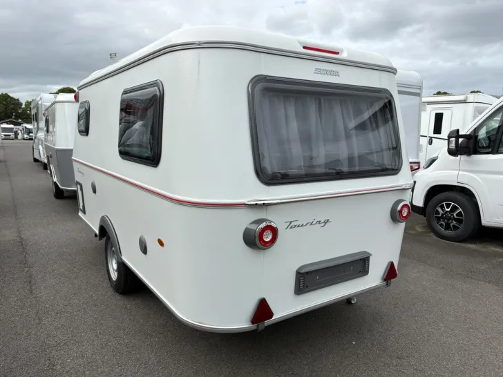 Fahrzeugbild Hymer Eriba Eriba Touring 420 /1.300 kg/ Steckdosen-Paket #4