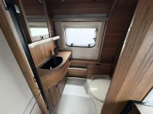 Fahrzeugbild Hymer Eriba Eriba Touring 420 /1.300 kg/ Steckdosen-Paket #16