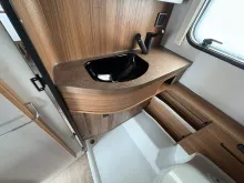 Fahrzeugbild Hymer Eriba Eriba Touring 420 /1.300 kg/ Steckdosen-Paket #17