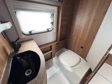 Fahrzeugbild Hymer Eriba Eriba Touring 420 /1.300 kg/ Steckdosen-Paket #18