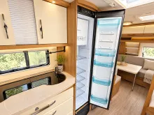 Fahrzeugbild Hobby De Luxe 515 UHK Hubbett hinten, Etagenbetten #17