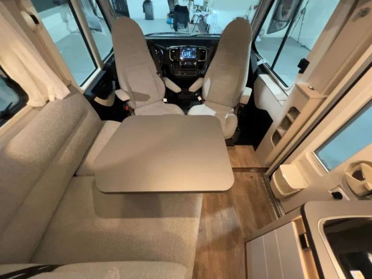 Fahrzeugbild Hymer Exsis-I 580/1.Hand/9-G Automatik/Einzelbetten #8