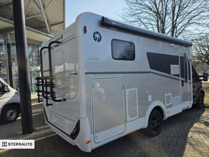 Fahrzeugbild Sunlight Adventure Ford T 670 S #5