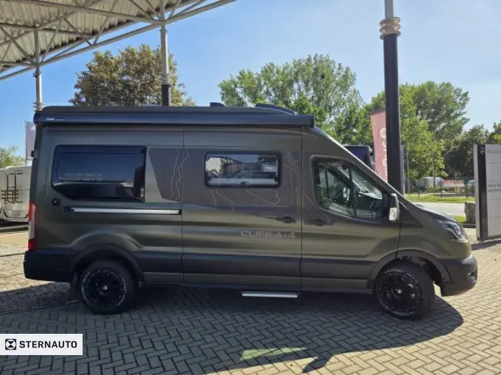 Fahrzeugbild Sunlight Ford Cliff 590 4x4 #3
