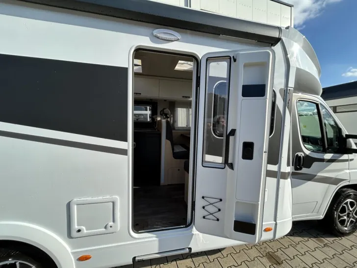 Fahrzeugbild Sunlight T 67 Adventure Edition #6