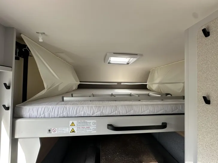 Fahrzeugbild Bürstner B66 520 TL Plus #16