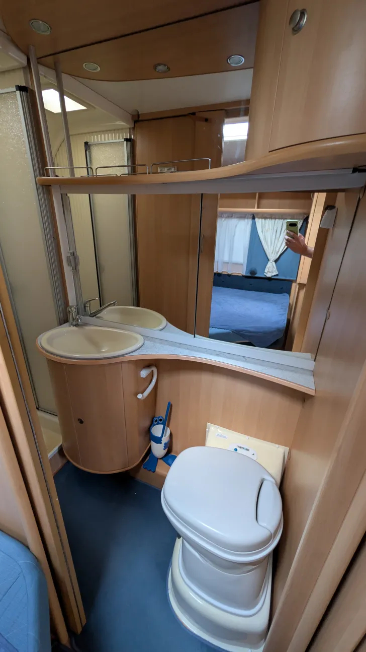 Fahrzeugbild Dethleffs Camper 560 SK Glattblech, Top Zustand #5