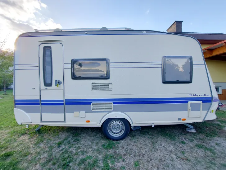 Fahrzeugbild Hobby Excellent 410 SFe #3