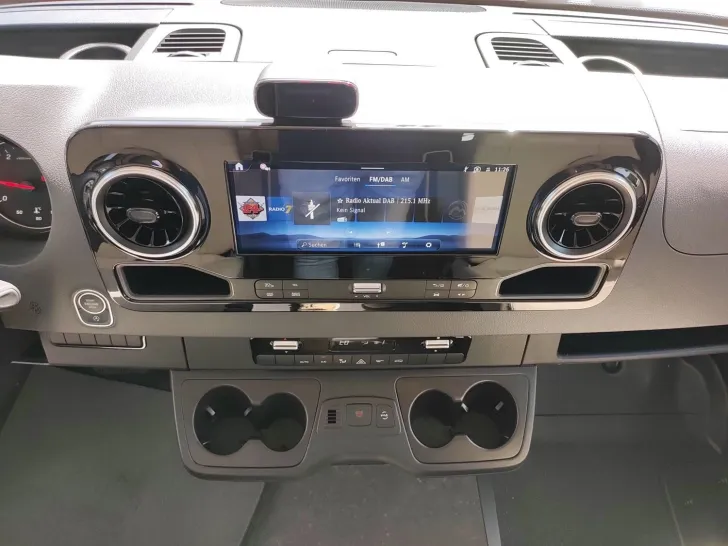 Fahrzeugbild Carthago chic c-line I 4.9 LE L Mercedes #9