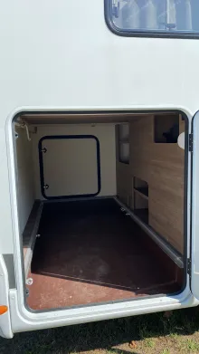 Heckgarage Carado T 338 pro+ SAT & TV / Radio, Navi & RFK