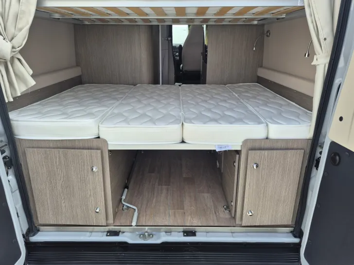 Fahrzeugbild Chausson Kastenwagen V594 Road Line Maxi Combi D6E, Solar #10