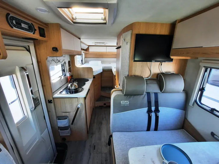 Fahrzeugbild LMC Cruiser V 643 G Verfüg./1. Hand/SAT/AHK #6