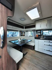 Fahrzeugbild Hobby Prestige 720 UKFe Verfüg./Sparen Sie 5.903,- € #7