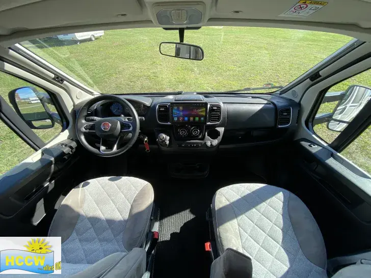 Fahrerhaus Carado T 338 Edition15 Radio, Navi & RFK / SAT + TV