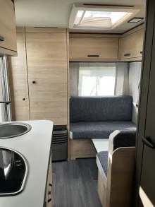 Fahrzeugbild Weinsberg CaraOne 420 QD #8