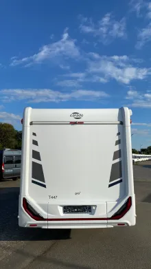 Frontal Hinten Carado T 447 TV + SAT /ohne Hubbett