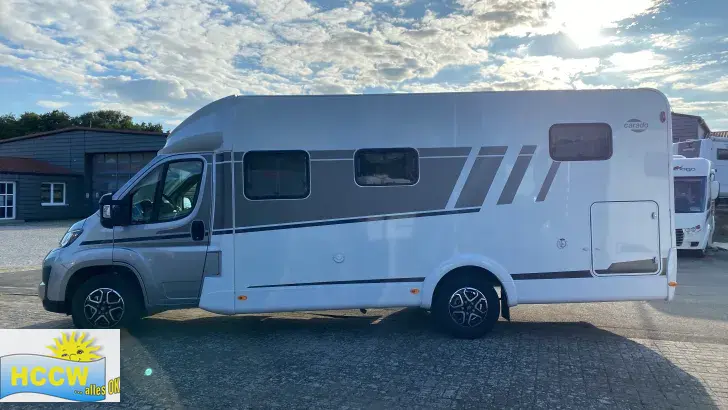 Seite Carado T 447 TV + SAT /ohne Hubbett