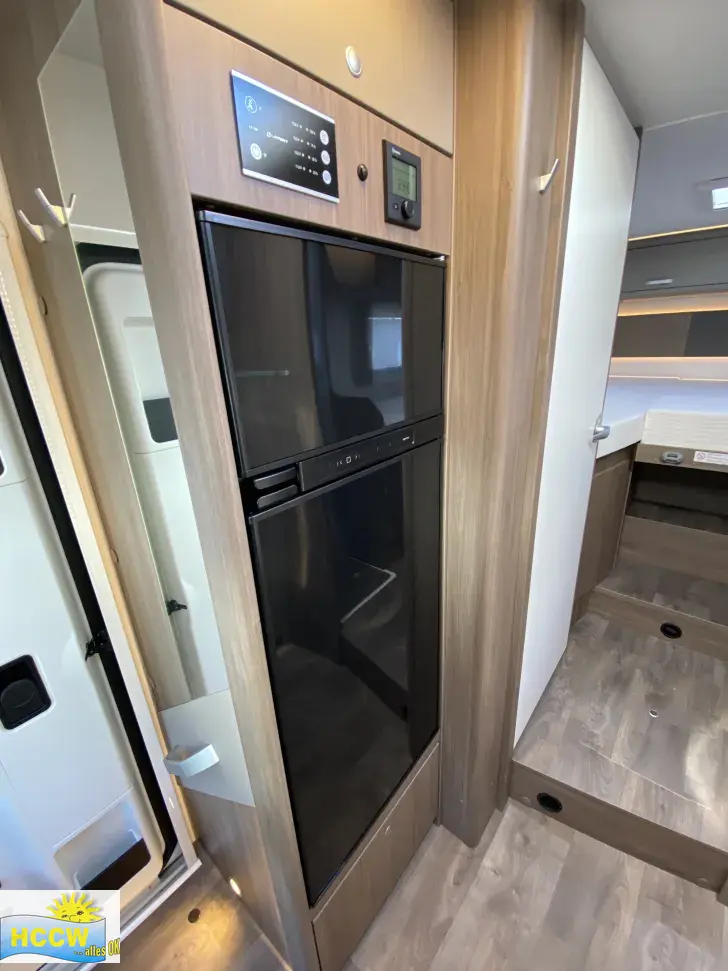 Kühlschrank Carado T 447 TV + SAT /ohne Hubbett