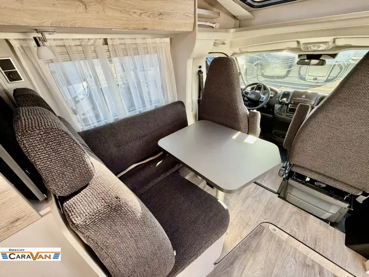 Fahrzeugbild Hymer Exsis-t 580 Xperience XXL Bett. 20391 Euro Vorteil #18
