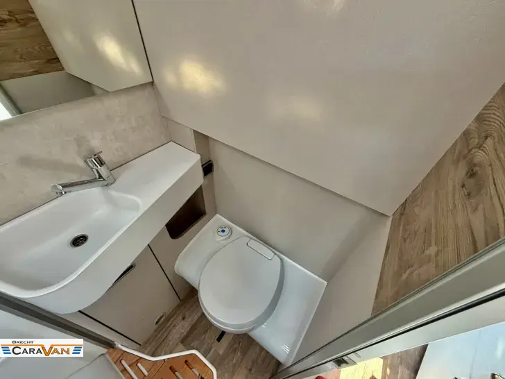 Fahrzeugbild Hymer Exsis-t 580 Xperience XXL Bett. 20391 Euro Vorteil #14
