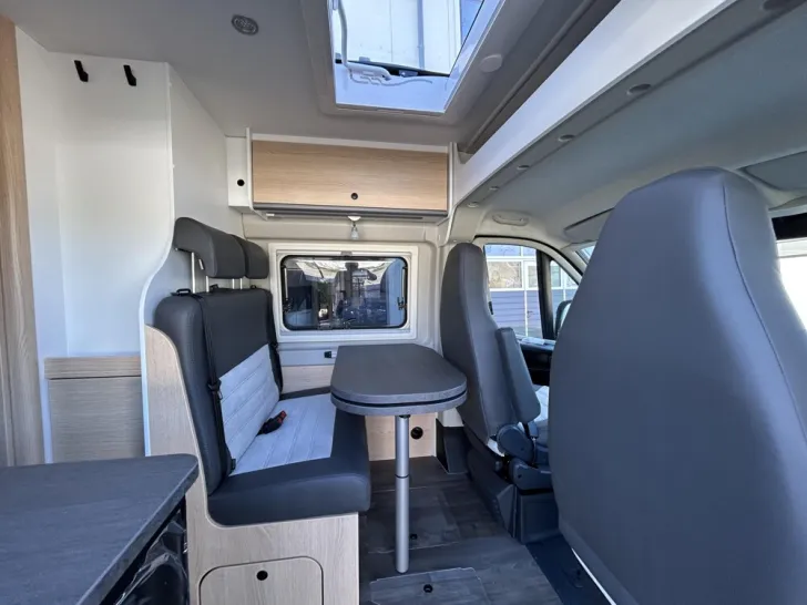 Fahrzeugbild Sunlight Camper Van Cliff 640 Adventure Edition #7