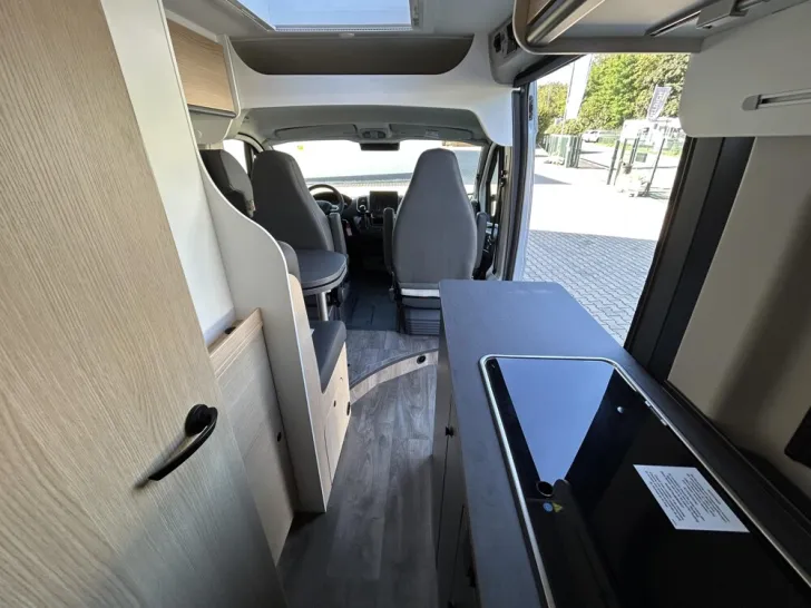 Fahrzeugbild Sunlight Camper Van Cliff 640 Adventure Edition #10