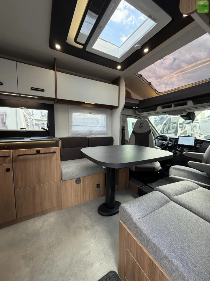 Fahrzeugbild Challenger Teilintegriert Cosy Edition 317 Arctic Drive #8