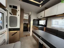 Fahrzeugbild Challenger Teilintegriert Cosy Edition 317 Arctic Drive #11