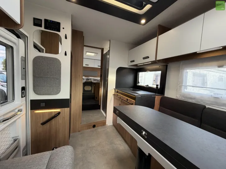 Fahrzeugbild Challenger Teilintegriert Cosy Edition 317 Arctic Drive #11