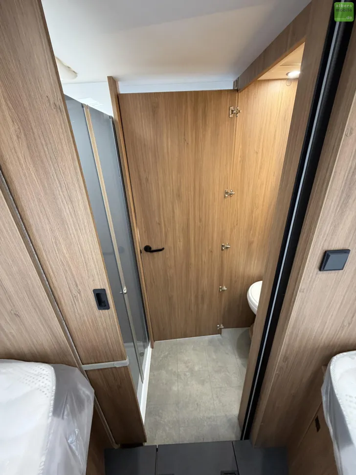 Fahrzeugbild Challenger Teilintegriert Cosy Edition 317 Arctic Drive #24