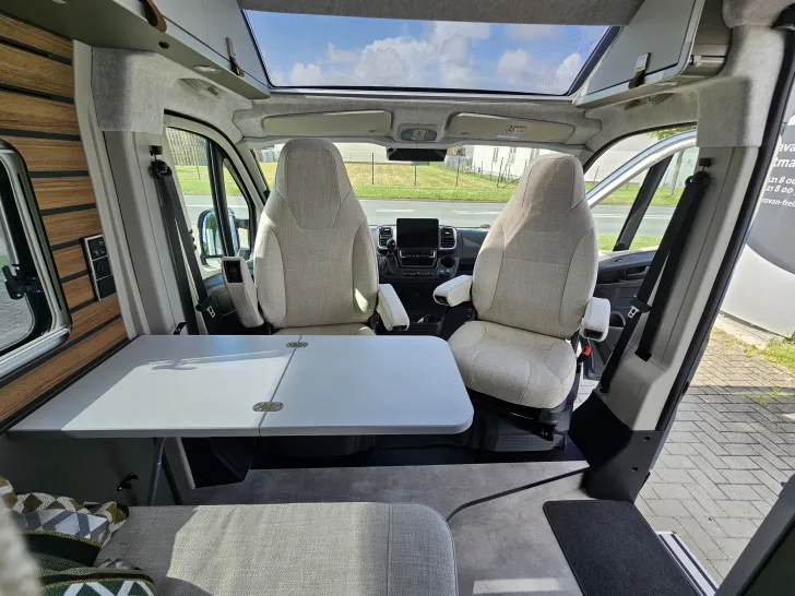 Fahrzeugbild Hymer Camper Van Yosemite UVP 105.140,-* Längsbetten ! #21