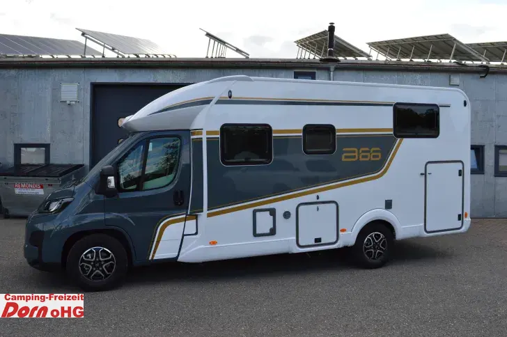 Fahrzeugbild Bürstner B66 690 TD Sunroof #4