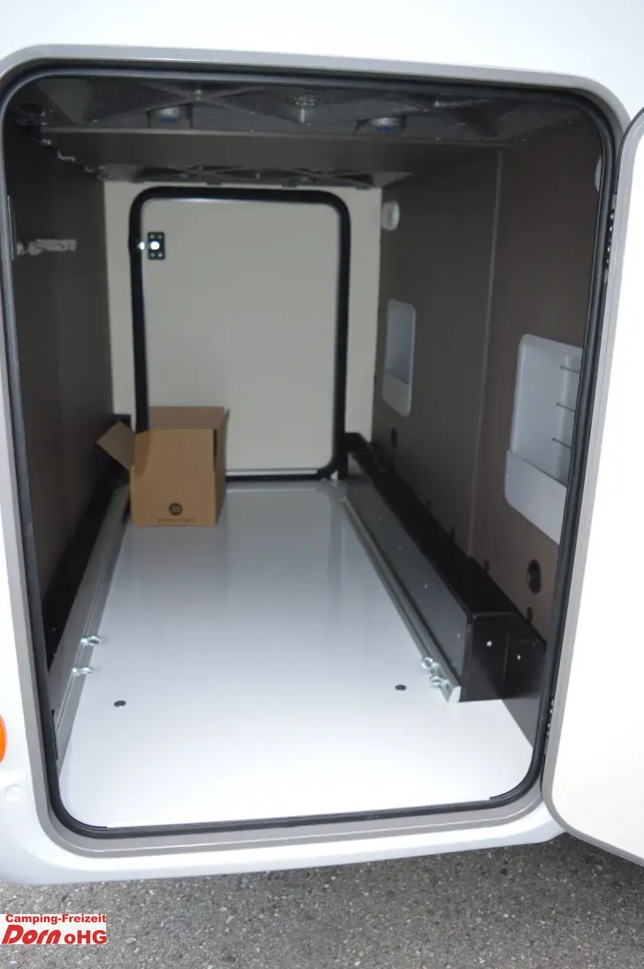 Fahrzeugbild Bürstner B66 690 TD Sunroof #6