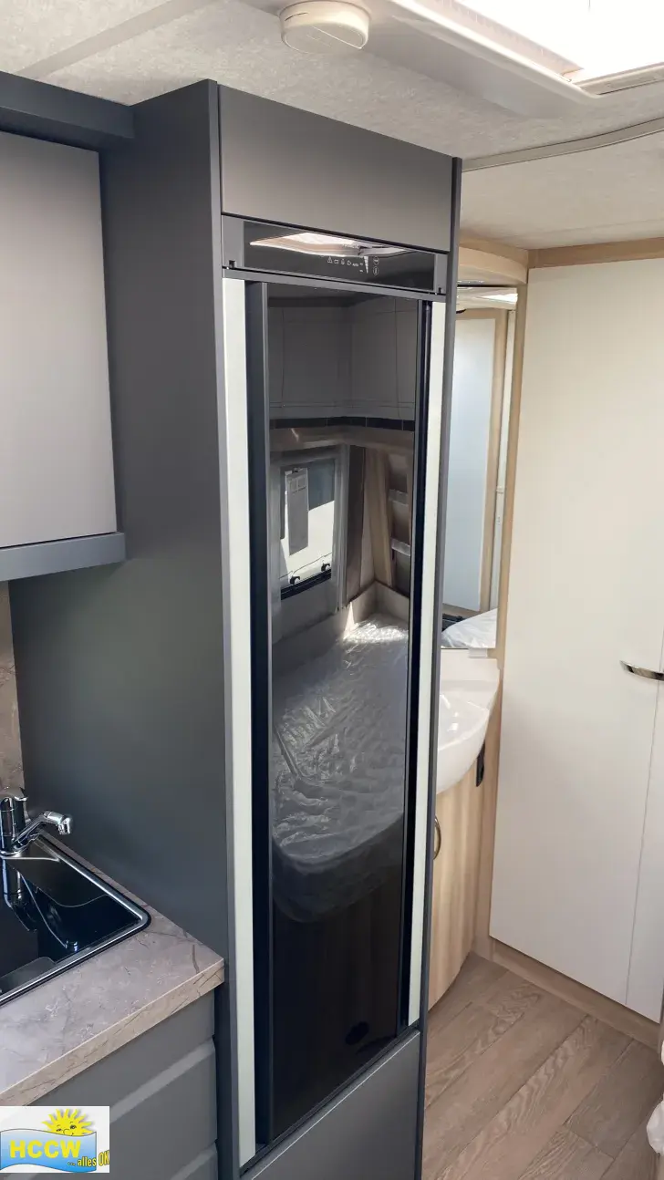 Kühlschrank Hobby De Luxe 460 UFe IC-Line, Weekly-Deal Hausmesse