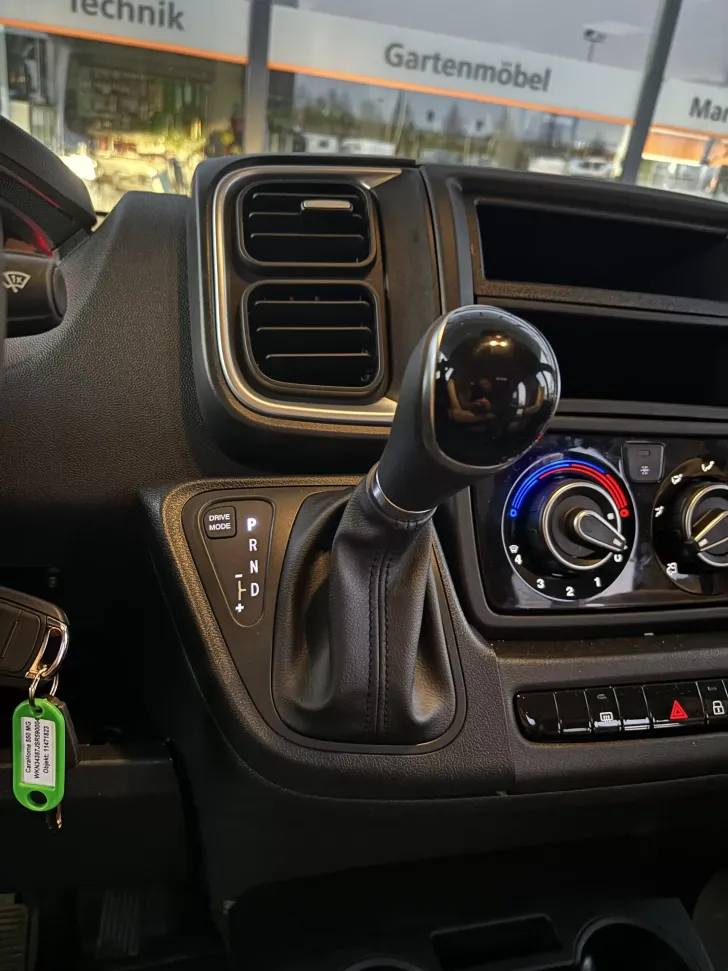 Fahrzeugbild Weinsberg CaraHome 550 MG Automatik Fahrradträger Isofix #17